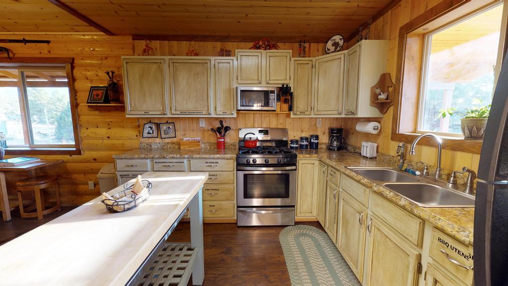 Long View Cabin, Breakfast Deck Overlooking The Canyon! Monticello Extérieur photo